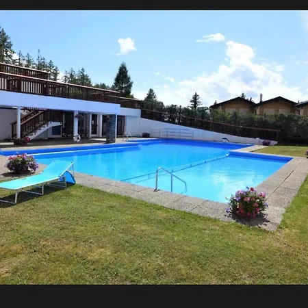 Crans Montana-snow Island