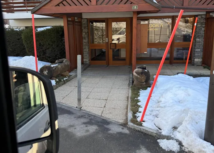 Crans Montana-snow Island 朗斯